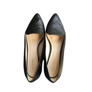 Cole Haan Black Casual Flats Size 6.5
